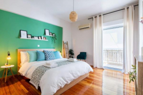 Bright and Natural Apt in Athens